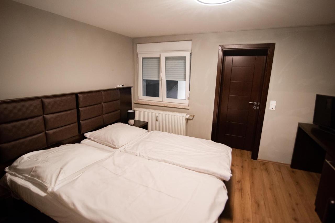 Main Appartments Frankfurt Airport Kelsterbach Esterno foto